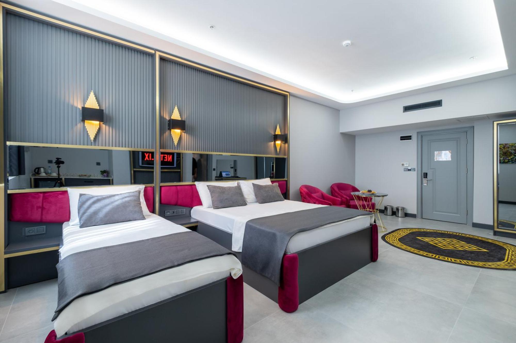 216 Prestige Hotel — Photos 2